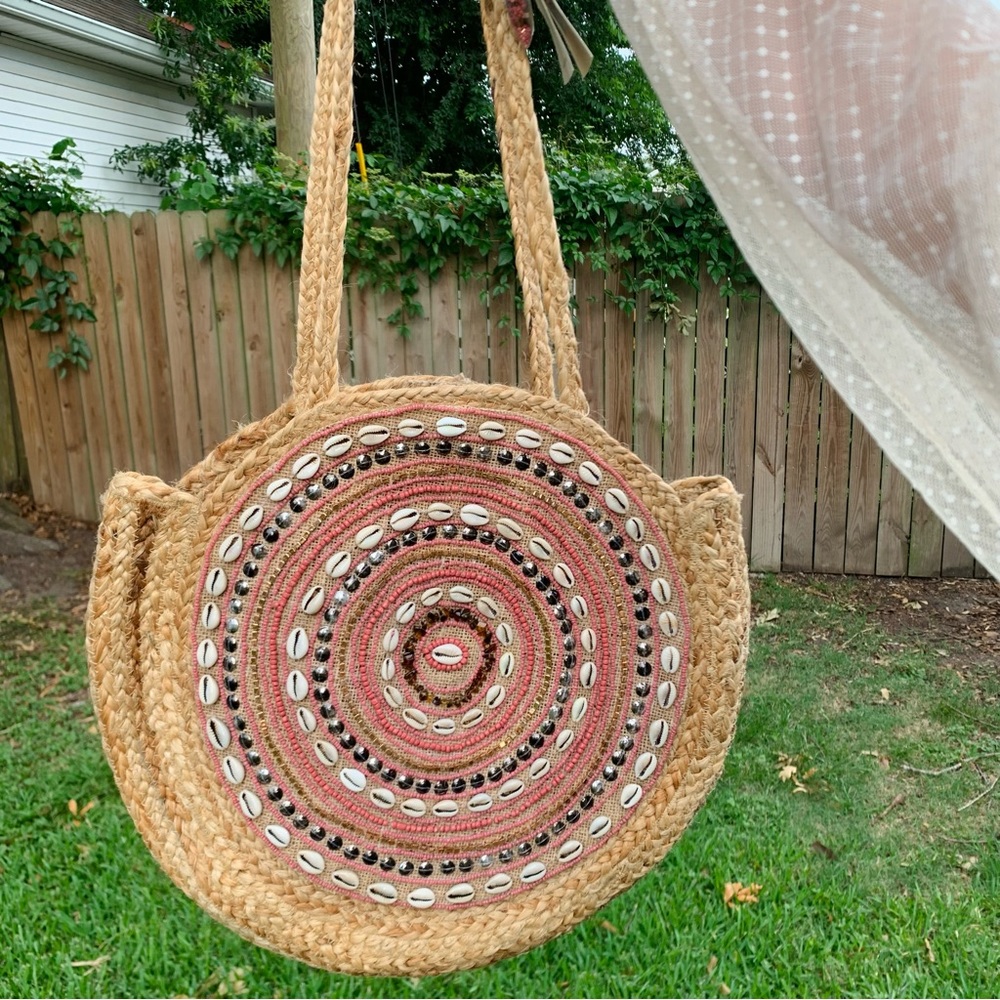 ANTIK Kraft Beaded Circle Tote Coral